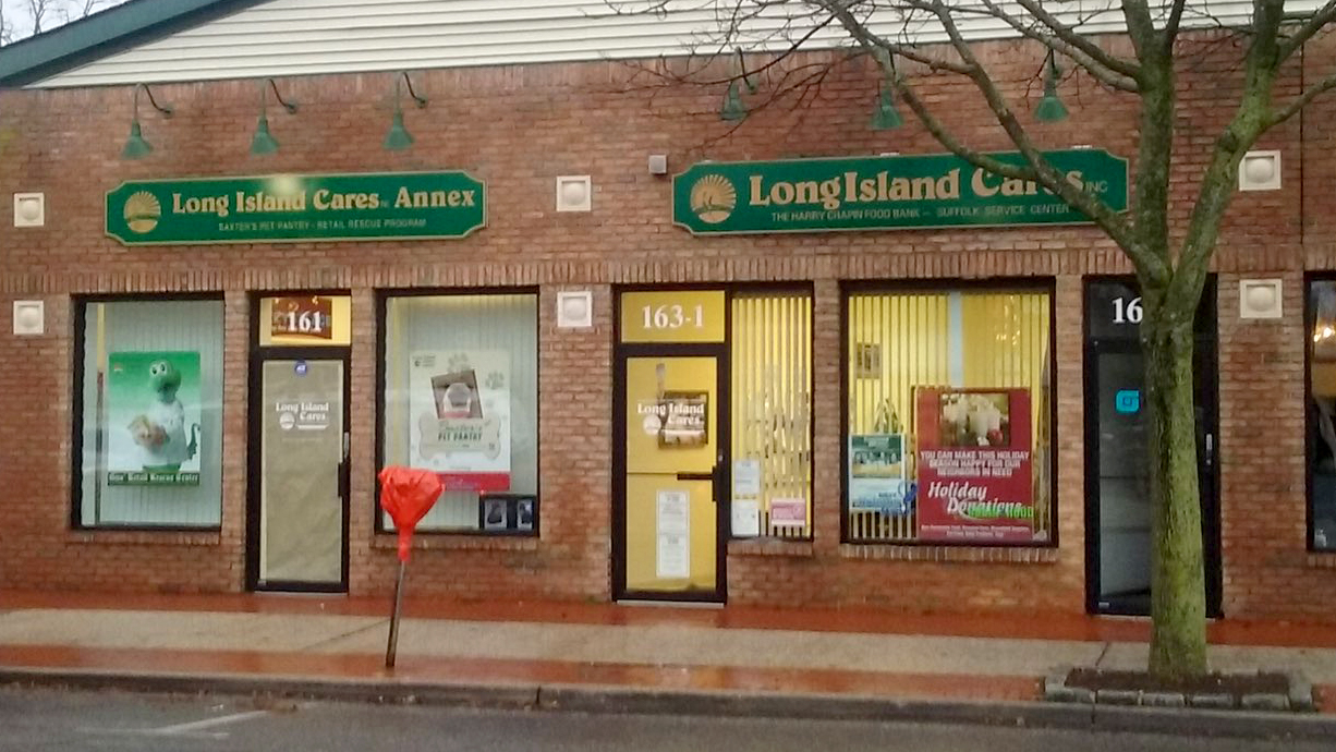 Pet pantry anchors new Long Island Cares annex • The Long ...