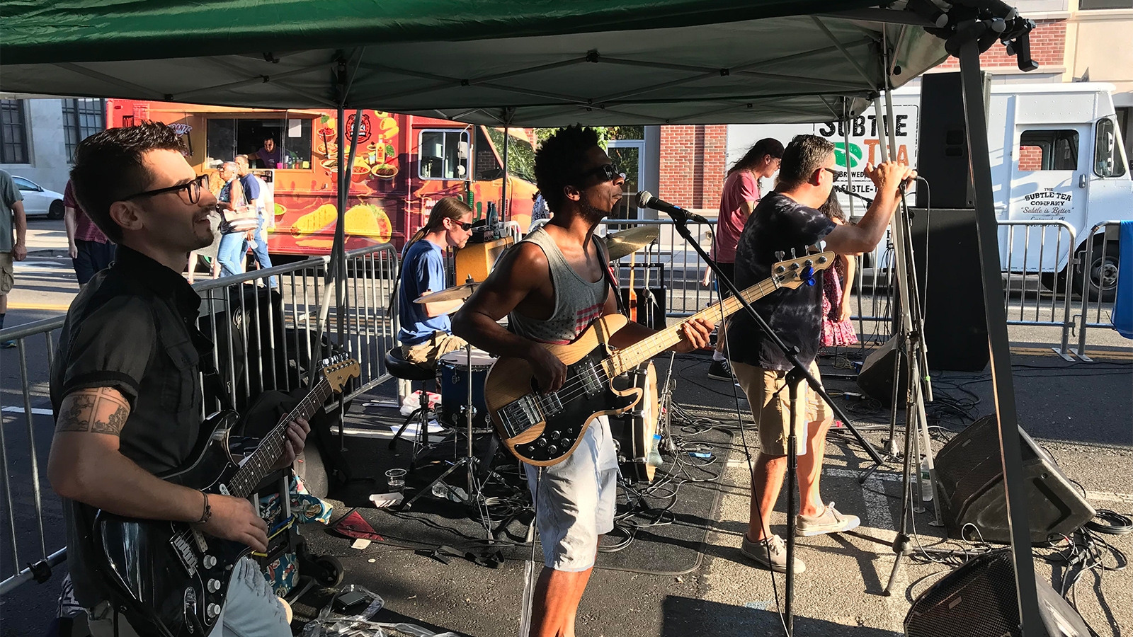 Alive on 25 street festival returns to Riverhead • The Long Island Times