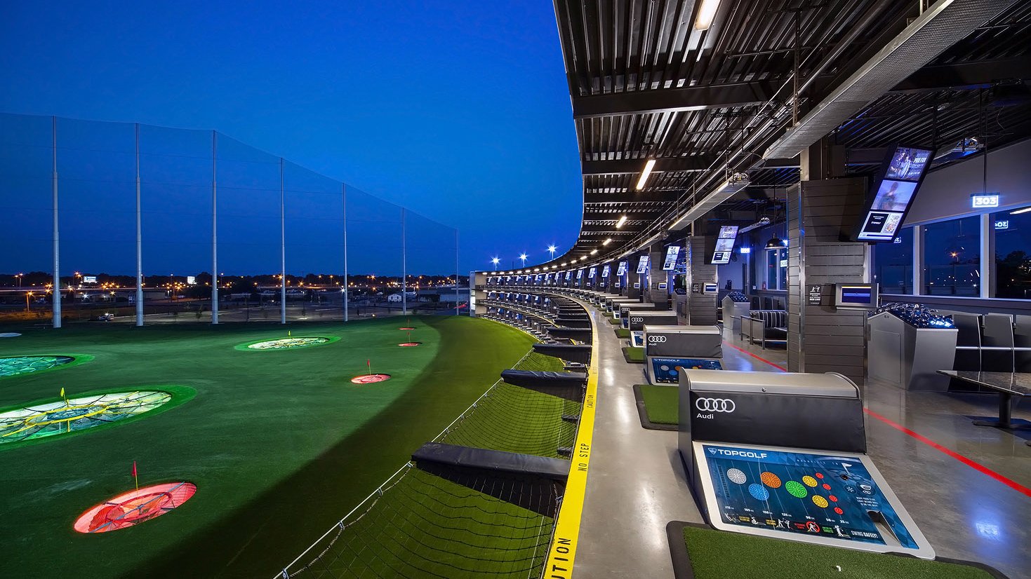 Topgolf in Holtsville offers hiring bonuses The Long Island Times